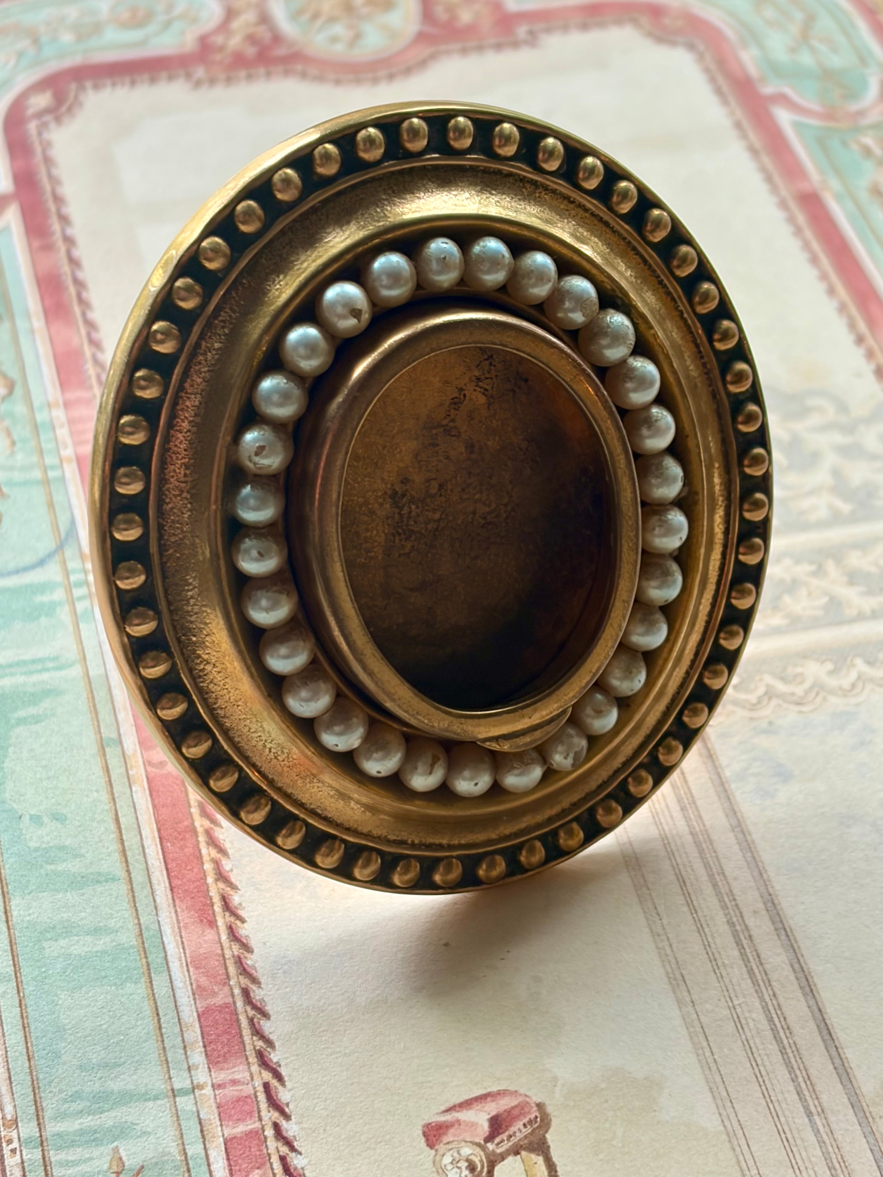 Antique Brass Oval Photo Frame with Pearl Border
