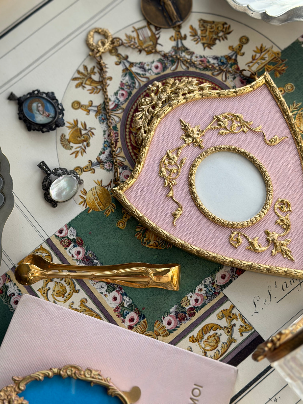 Antique French Shield Frame in Gilt Bronze and Pink Silk