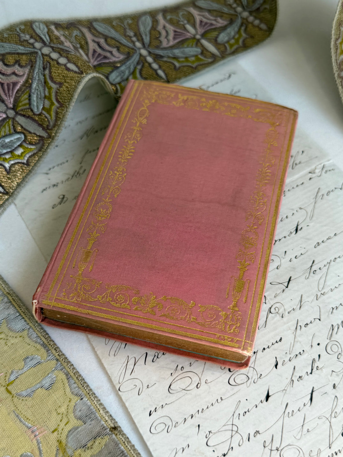 Antique French Almanach Dédié aux Demoiselles, Louis Janet, Paris, Early 19th Century