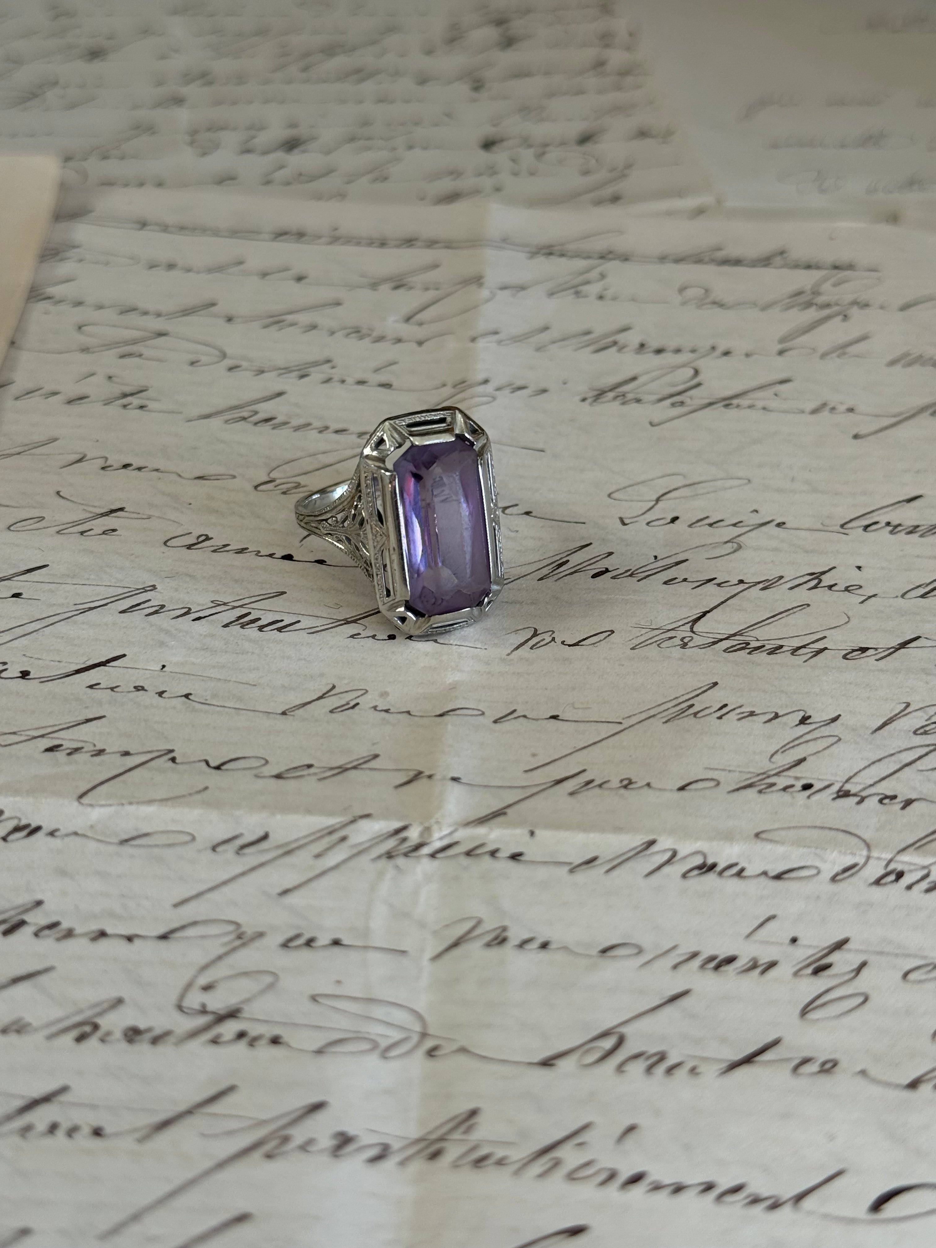 18k Gold Amethyst Vintage Ring