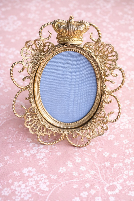 Gilt Ormulu Antique Frame