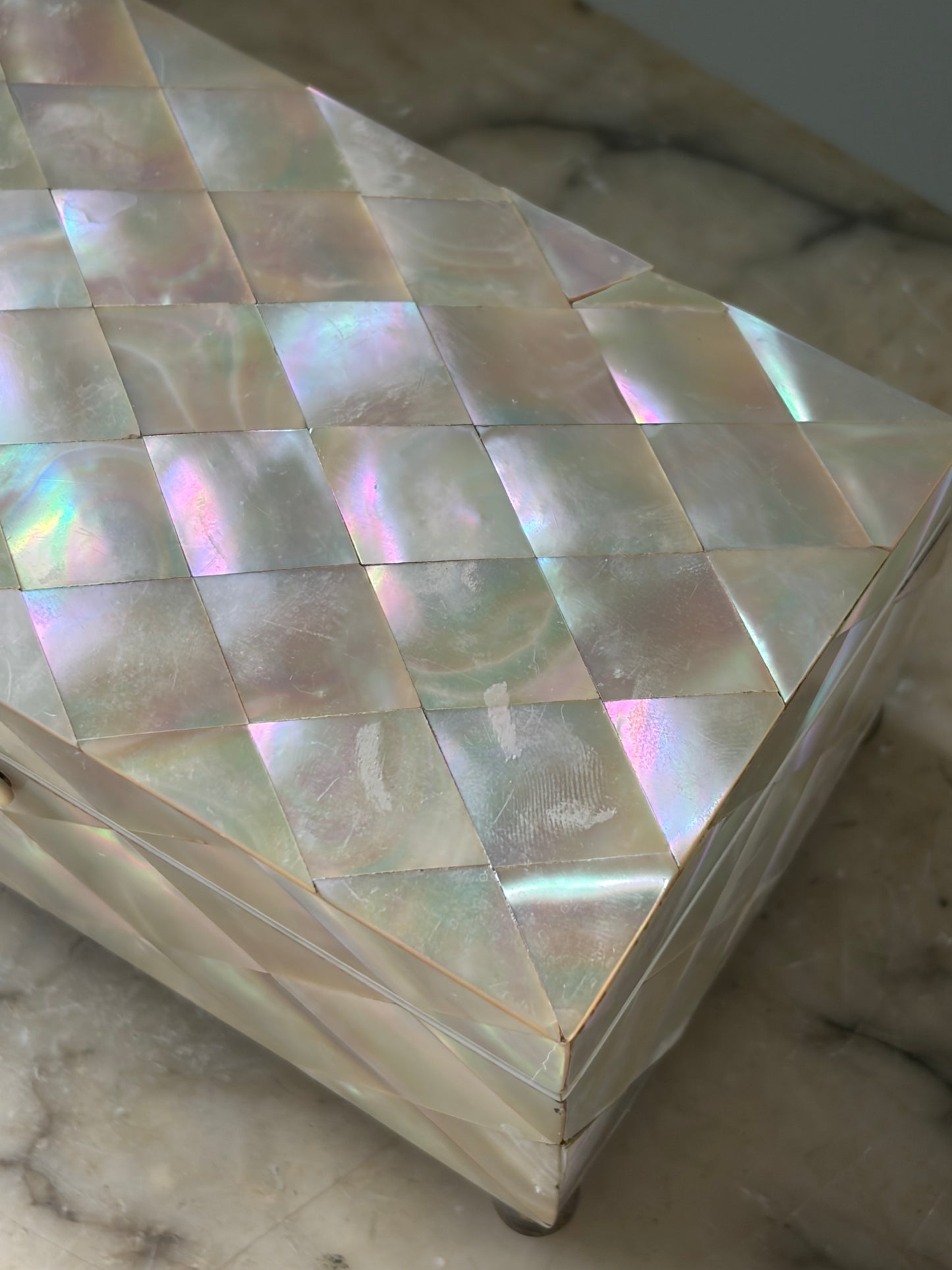 Antique French Mother-of-Pearl Box — Diamond-Quilted Nacre, Silk-Lined Interior, 19th Century