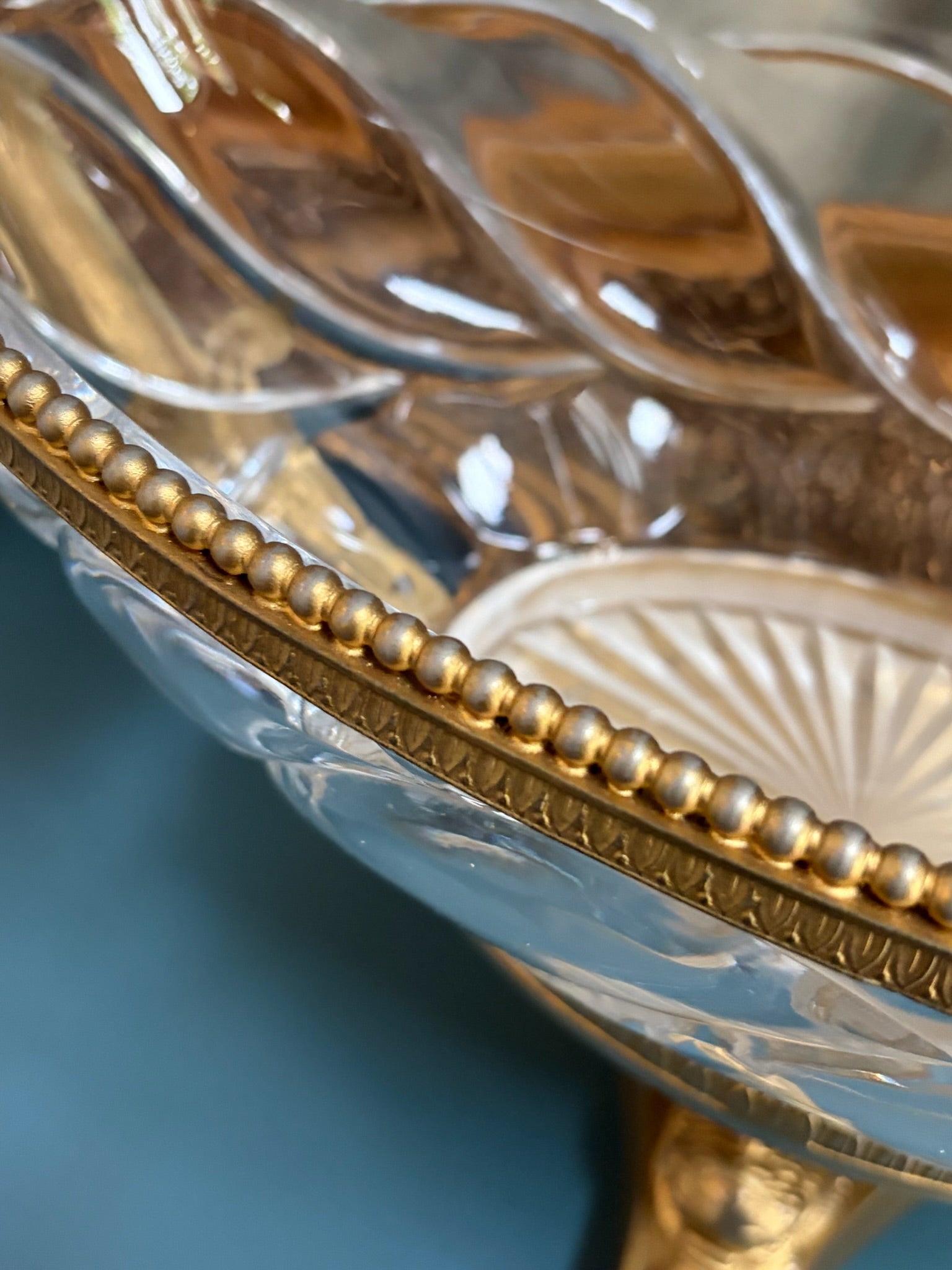 Large French Cristal Frères Swan Centerpiece Bowl