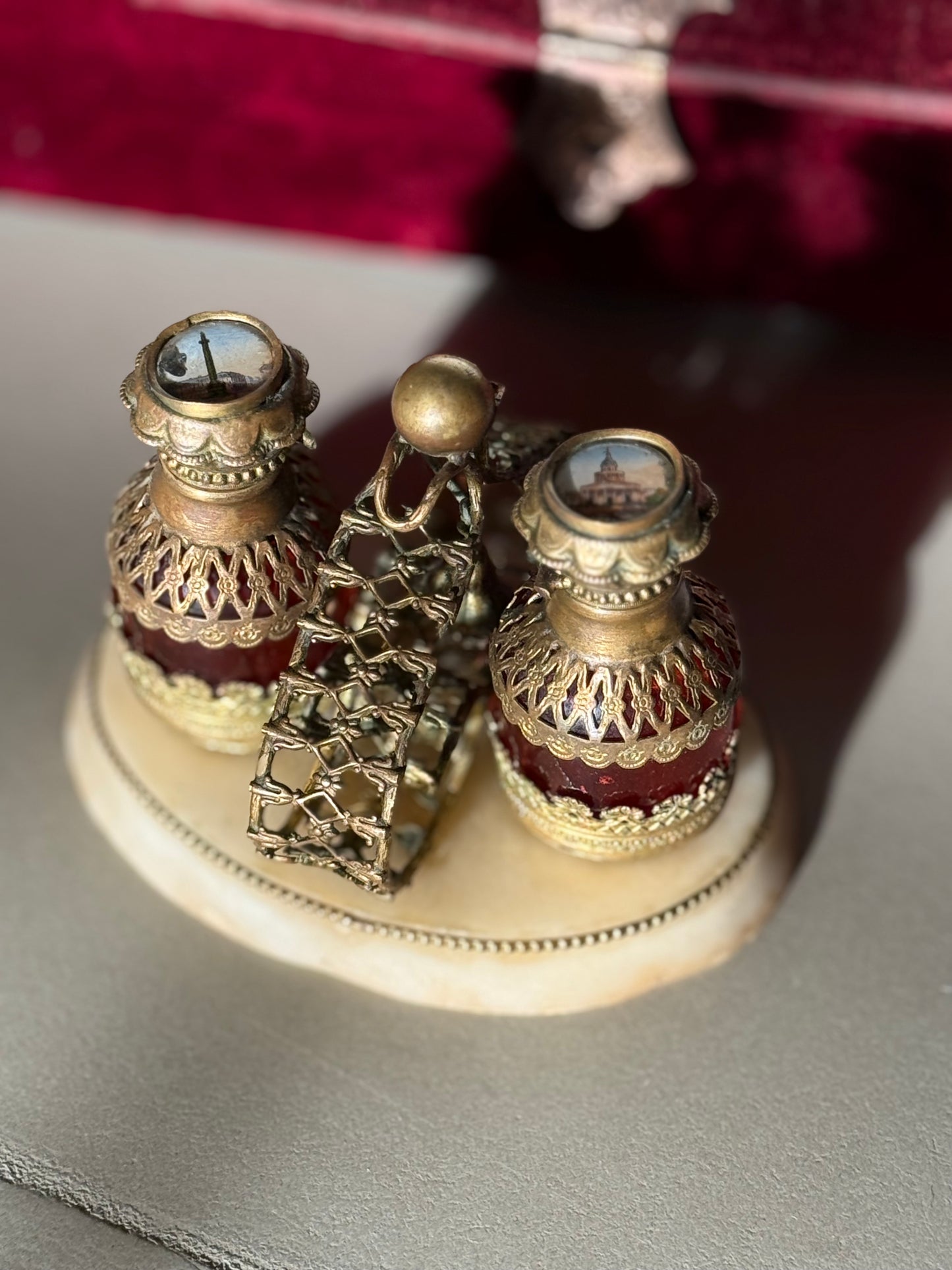 Antique Grand Tour Perfume Set