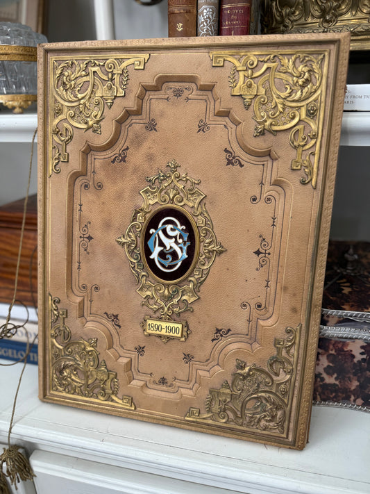 Monumental Viennese Presentation Album | Internationalen Elektrizitätsgesellschaft, 1900