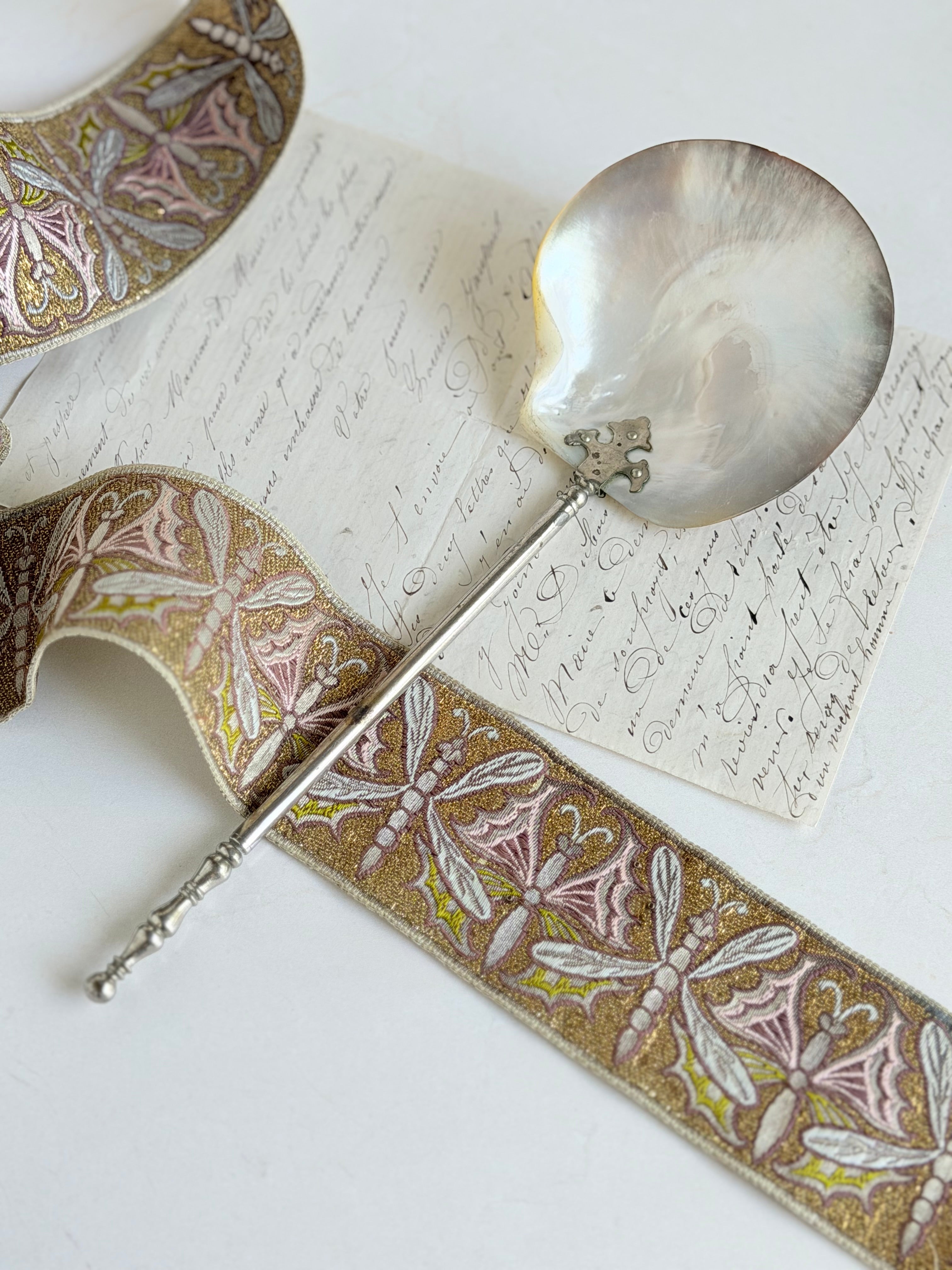 Mother of Pearl Caviar Spoon