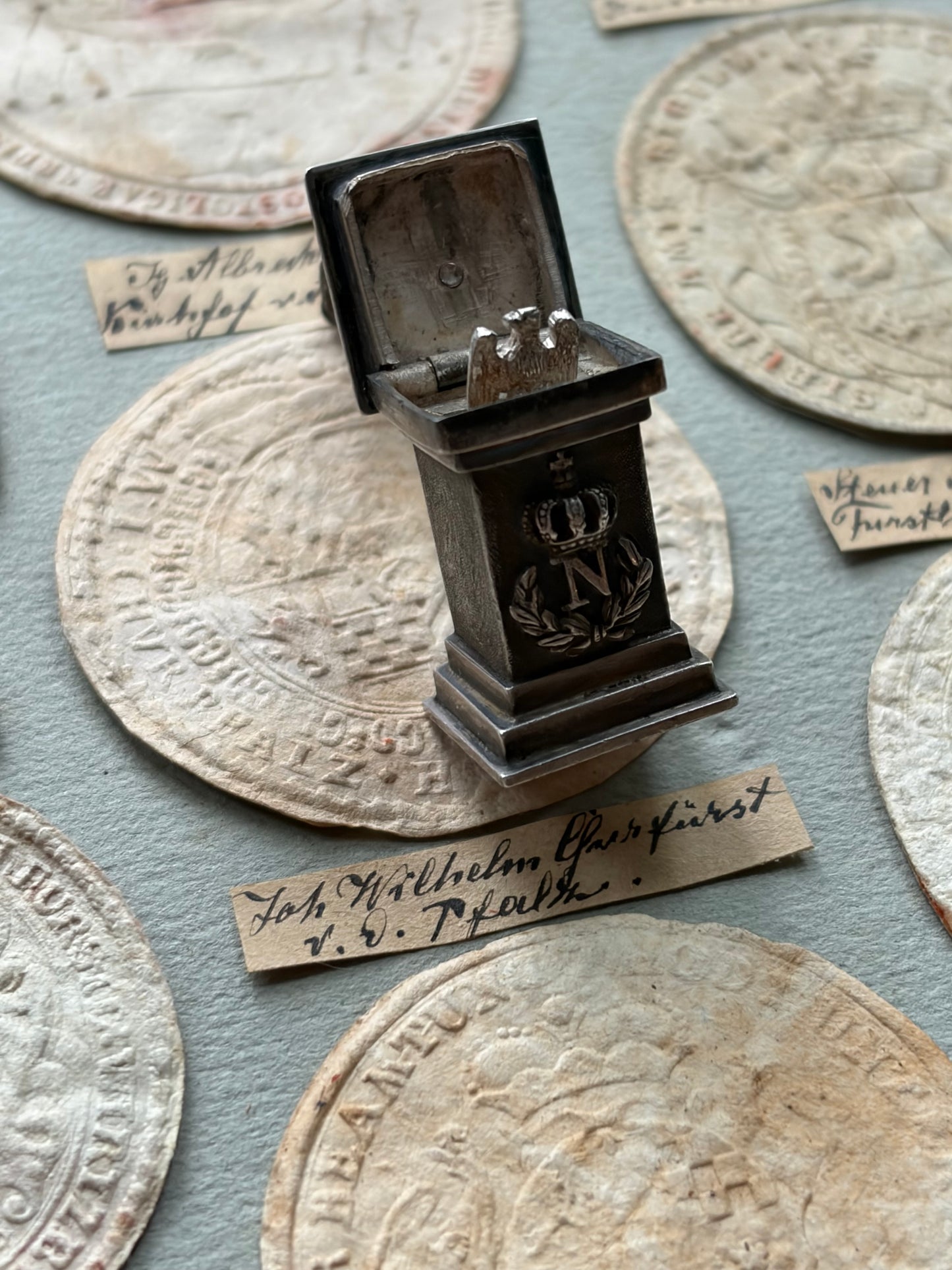 Antique French Napoleonic Wax Seal — Figural Napoleon Statuette, Hidden Eagle Compartment, Imperial “N” Cipher, 19th Century