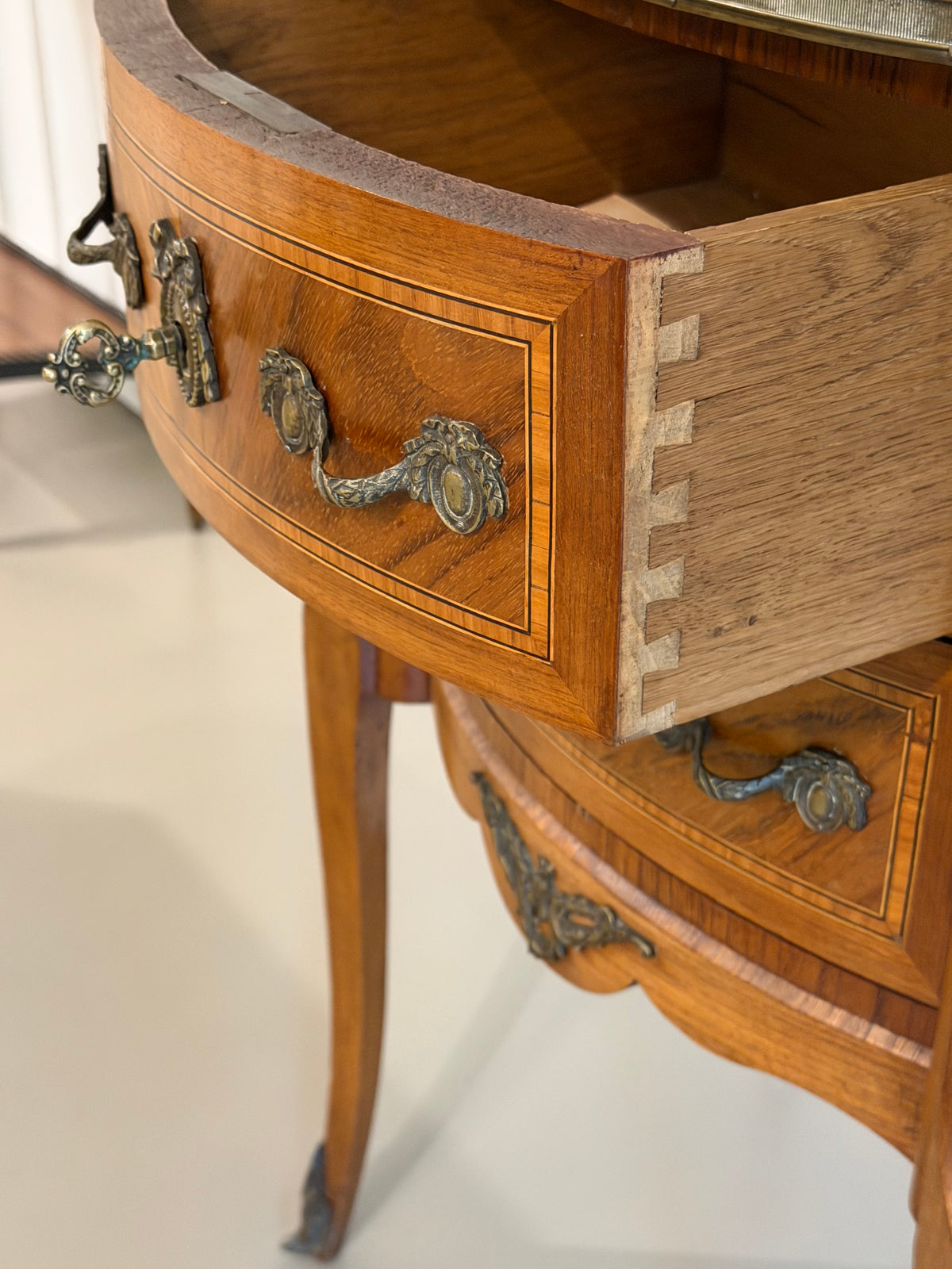 Early 20th-Century French Louis XIV Style Kidney Commode